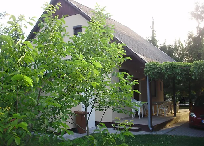 Szatmari Vendeghaz Vakantiehuis Balatonlelle